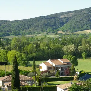Couette-café Au Mas Des Graviers, Salavas
